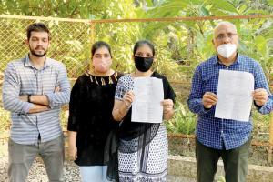One held for threatening builder to 'return' sold property