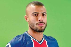 Paris St Germain signs Rafinha on deadline day