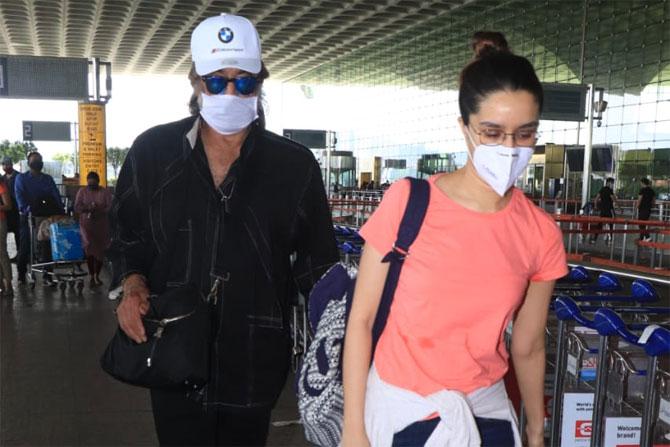 Shraddha Kapoor along with father and veteran actor Shakti Kapoor was spotted at the Mumbai airport. Looks like the father-daughter duo are headed for a holiday it seems. All pictures/Yogen Shah