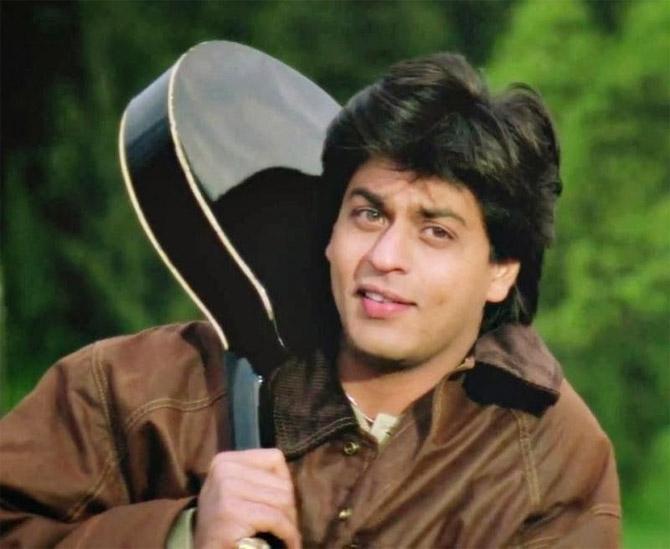 Shah Rukh Khan as Raj Malhotra: Well, what can we say about Raj? It wouldn't be wrong to say that the cool, flamboyant, NRI but desi-at-heart Raj Malhotra just won everyone's hearts globally. Dilwale Dulhania Le Jayenge (DDLJ) is 25 years old today - October 20, 2020, and Raj, even today, makes women weak in the knees. Agreed?