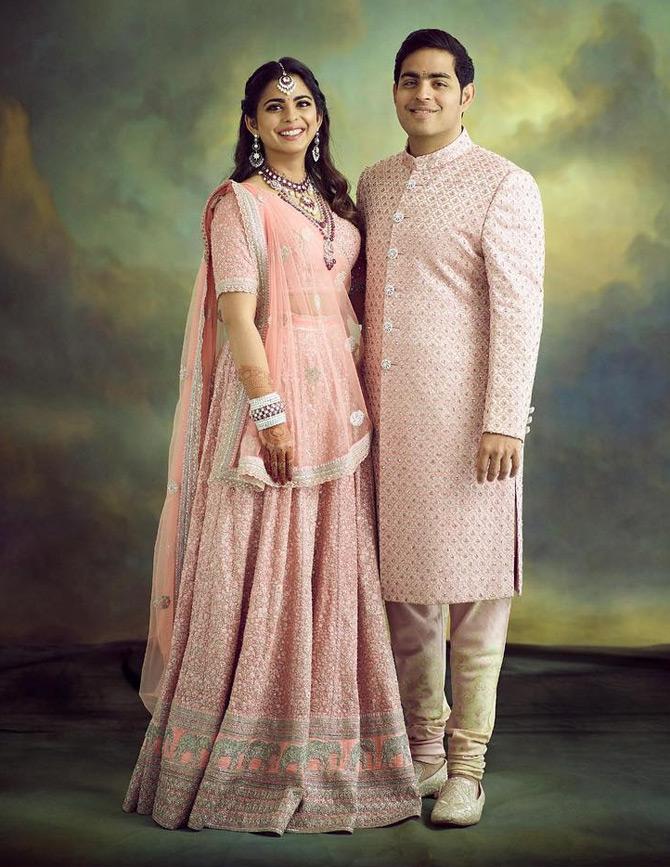 670px x 867px - A throwback to all the times Isha and Akash Ambani set fashion goals