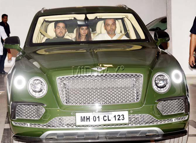 While the Ambani family has always shied away from the limelight, things changed with the new generation socialising and being snapped at various events, parties and get-togethers. In 2015, Akash and Isha, along with their younger brother Anant, were snapped with Congress leader Milind Deora partying at Karan Johar's house in Bandra. Sporting casuals, Isha and Akash were all smiles for the camera.