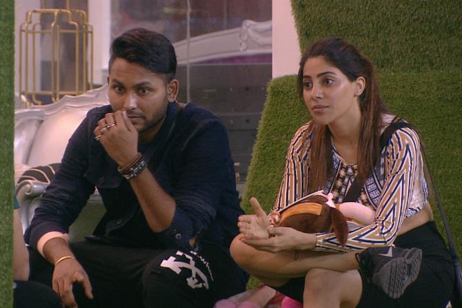 Nikki Tamboli's friends Nishant Singh Malkhani and Jaan Sanu ditched her at the last moment. She tried to convince Jaan and Nishant who she believes to be her friends, to vote in her favour. But the duo seems to be thinking otherwise, while Jaan is heard saying 