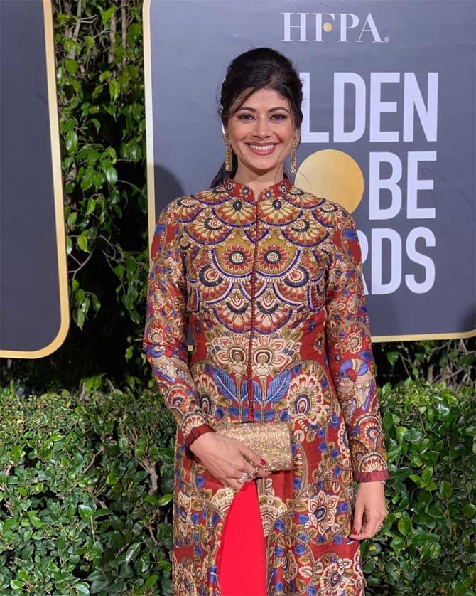 Pooja Batra walked the red carpet in a bandh gala kurta, paired with red pants for the event. Speaking of Nawab Shah, the actor showed off his uber-cool side in a black tuxedo.