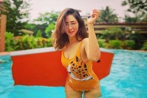 Kim Sharma's vacay pictures prove that even weekdays are fun in Goa