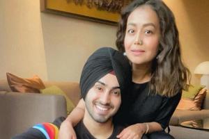 Did Neha Kakkar make her relationship with Rohanpreet Insta-official?