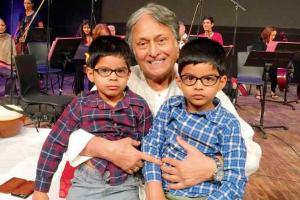 Ustad Amjad Ali Khan's grandchildren make their stage debut