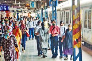 Maharashtra: 'We are ready to allow women on all trains,' says Railways