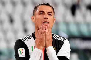 Cristiano Ronaldo violated COVID-19 protocol: Italy's sports minister