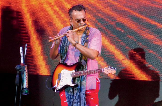 Remo Fernandes performs at the closing ceremony of IFFI Goa in 2013. Pic/Wikimedia Commons