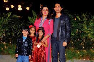 Farah Khan's daughters Diva & Anya's Zoom party business is rocking