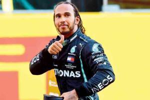 That's no big deal! Hamilton on re-signing his contract with Mercedes