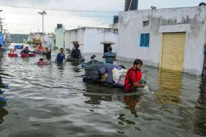 Heavy rains continue to lash Hyderabad