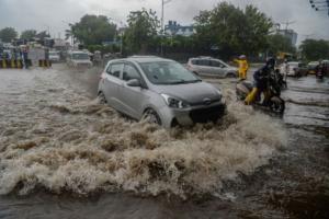Rains claim 27 lives in 3 Maharashtra districts, over 20k evacuated