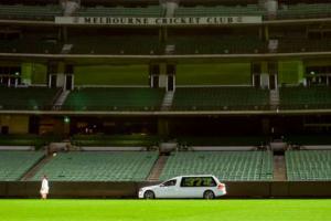 Dean Jones' final lap at Melbourne Cricket Ground. See photo