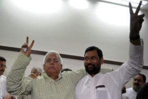 Ram Vilas Paswan's death casts pall of gloom in Bihar