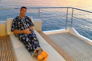 Cristiano Ronaldo: Beat COVID-19 by staying in the sun