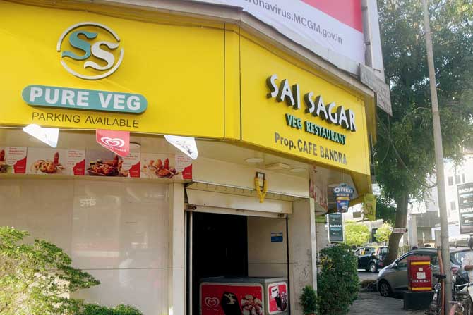 A restaurant at Hill Road in Bandra. PIC/BIPIN KOKATE