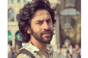 Shashank shares new poem; says it's time our Lakshmis became Kaalis