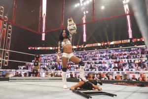 Sasha Banks wins first SD title; Orton wins WWE title for 14th time!