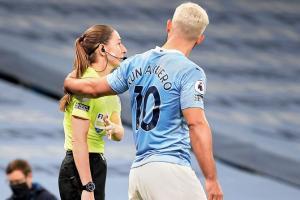 City boss defends Sergio Aguero over touching female assistant referee