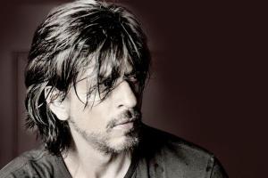 Shah Rukh Khan to kick-off Pathan shoot along with Deepika and John