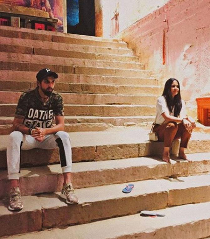 During the ongoing COVID-19 pandemic, Ishant Sharma shared this photo from his Varanasi diaries along with wife Pratima and wrote, 