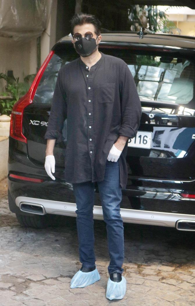Anil Kapoor was also spotted in the city. The actor opted for a black shirt, paired with basic denim during the outing.