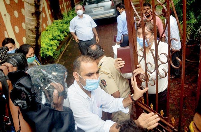 The NCB started probing the drug angle after crucial details were shared by the Enforcement Directorate pertaining to Rhea's chats. Confirming the same, NCB DG, Rakesh Asthana, said they were looking into the drug angle as ED had shared some specific details with them.