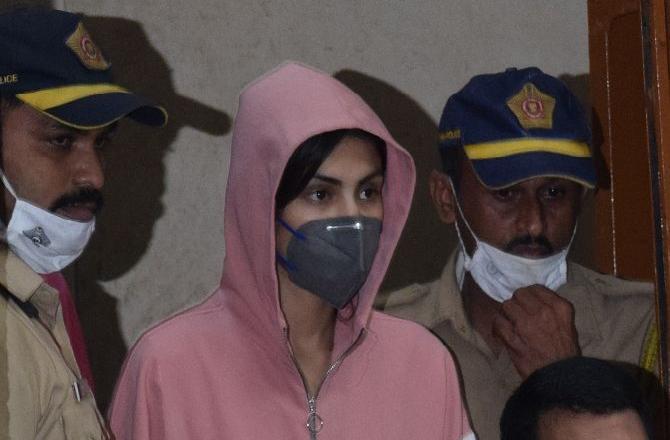 A day after her arrest, an old tweet by actress Rhea Chakraborty has gone viral on social media. Rhea's tweet about an Indian girl jailed for narcotics trafficking in November 2009 has taken netizens by surprise. 