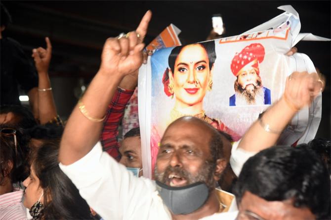 Shiv Sena protesters also brought placards written in Marathi decrying 