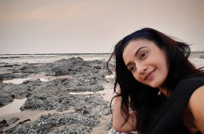 Television actress Rati Pandey was born on September 11, 1982, in Assam. She did her primary schooling in Assam till she turned seven. Rati later moved to Patna and then New Delhi to complete her secondary schooling. (All pictures/Rati Pandey's official Instagram account)