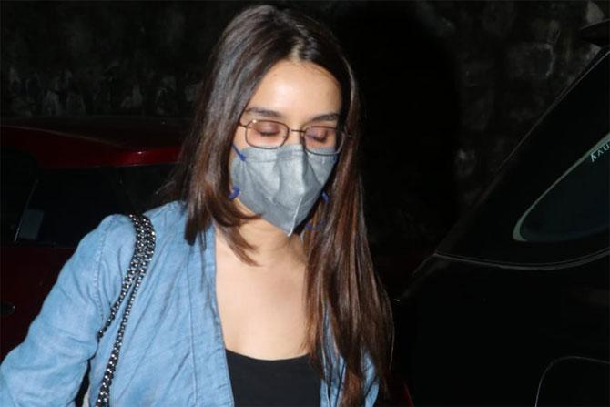 Shraddha Kapoor was clicked by the photographers at post a meeting in the suburbs of Mumbai. Bollywood celebs have slowly started getting back to their work-life and adjusting to the new normal in the unlock phase of the COVID-19 pandemic. All pictures/Yogen Shah
