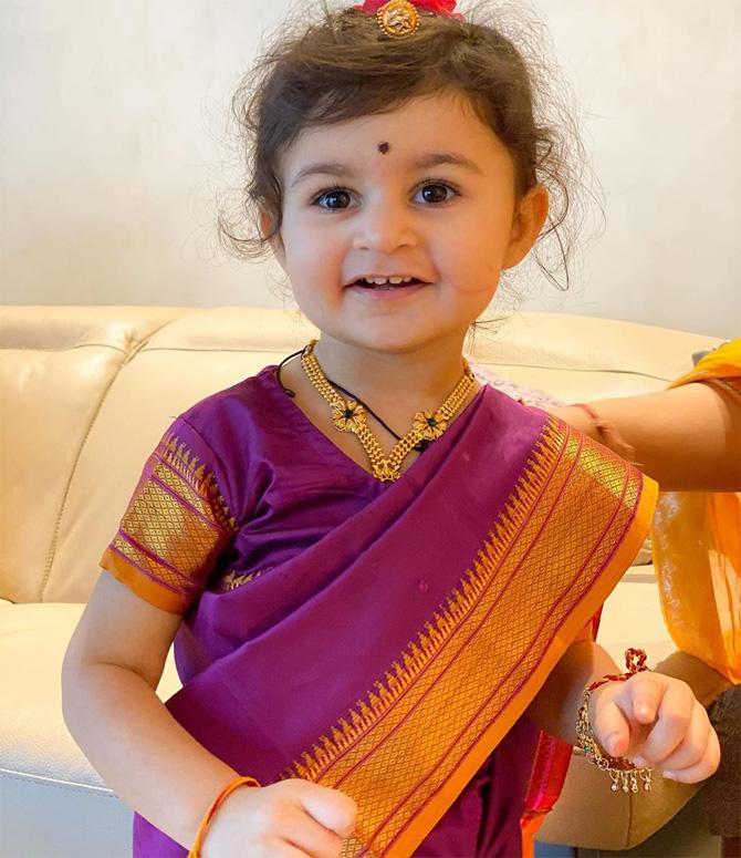 Little Nurvi wore a saree this year, as the Mathur family welcomed Lord Ganesh, during Ganesh Chaturthi festival this year. Needless to say, the little one looked super cute. 