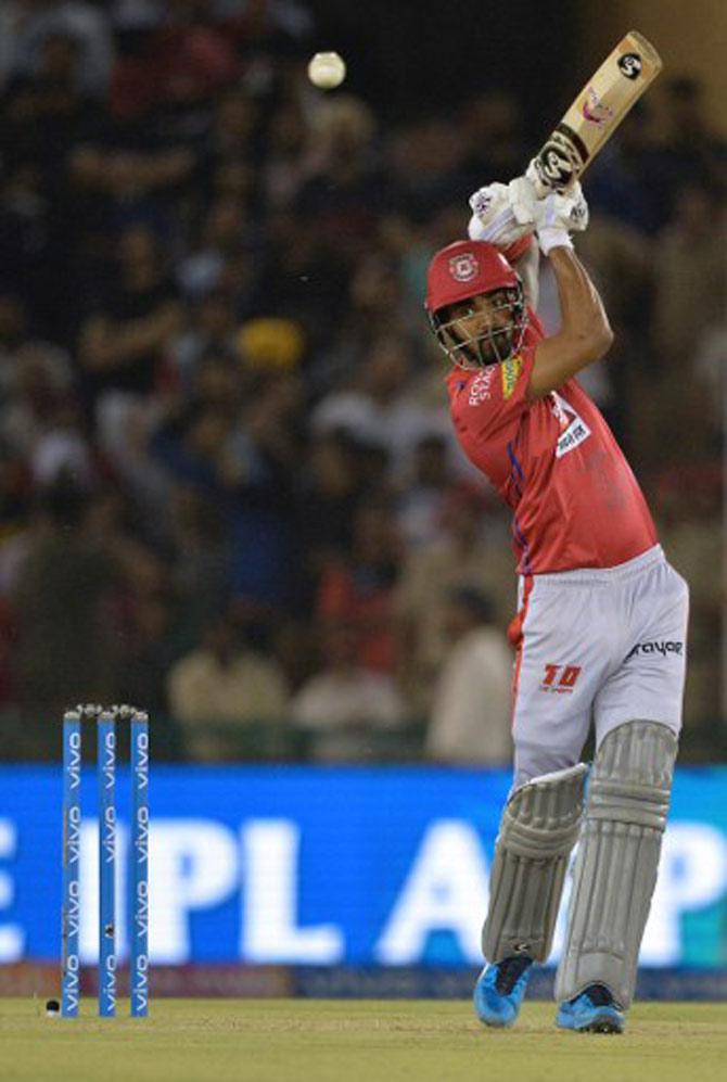 KL Rahul - 14 balls. Kings XI Punjab vs Delhi Daredevils on April 7, 2018. Fours - 6. Sixes - 4.
