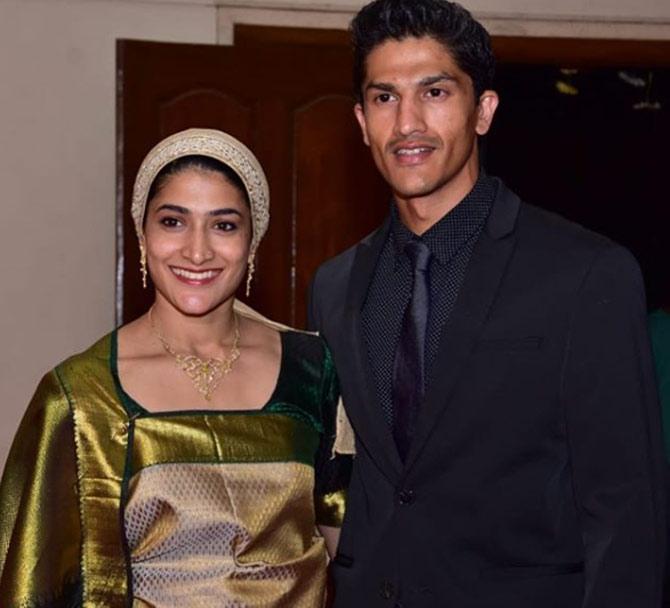 On Christmas Eve - December 24, 2017, Ashwini Ponappa tied the knot with Karan Medappa in Coorg, Karnataka. The marriage rituals were held as per the Kodava tradition. The people from Coorg are called Kodavas.