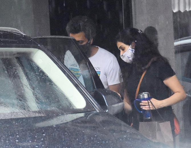 On August 29, Genelia Deshmukh revealed she had tested COVID-19 positive three weeks ago, adding that her report came in as negative. Taking to Instagram, Genelia wrote: 