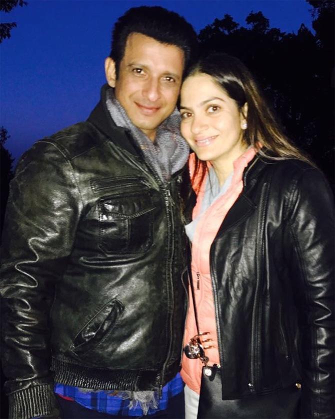Prem Chopra's daughter Prerna Chopra married her long-time beau and actor Sharman Joshi in 2000. Their first child - daughter Khyana - was born in 2005. In 2009, Prerna gave birth to twin boys - Vaaryan and Vihaan.