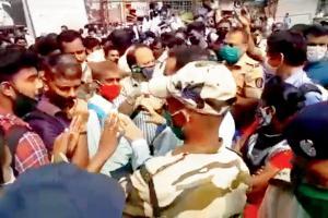 Mumbai: MNS workers threaten local bharo andolan
