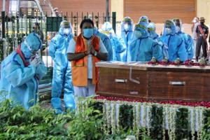 Pranab Mukherjee cremated with state honours, nation bids tearful adieu