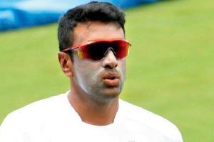Ravichandran Ashwin injures shoulder, could be out of IPL