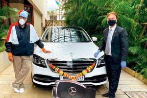 Amitabh Bachchan adds yet another ride to his fleet of luxury cars