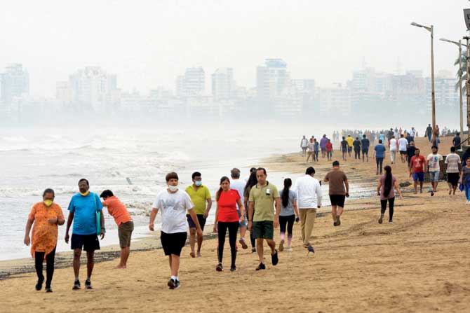 People started wondering if they would be allowed to step out for any activity, like walking at Juhu beach for instance. PIC/SATEJ SHINDE