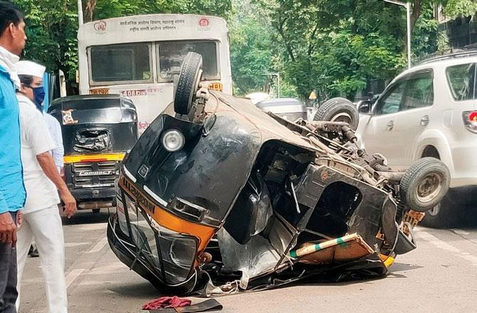 The auto driver fled from the spot without getting treatment