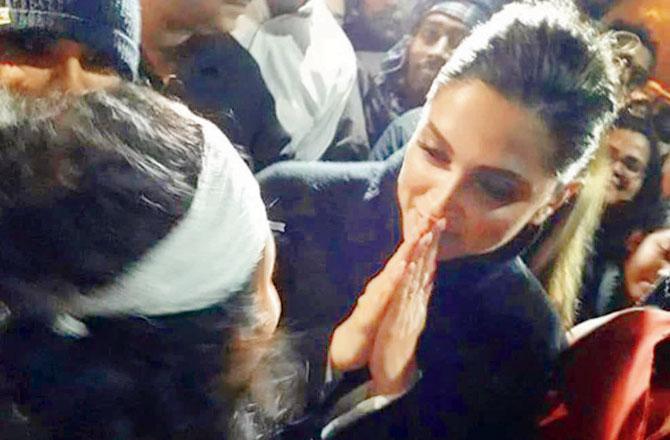 Padukone greets president of the Jawaharlal Nehru University’s students’ union Aishe Ghosh who had sustained head injuries in the attack