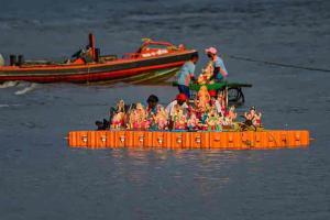 Mumbai bids farewell to 'Bappa' without fanfare this year