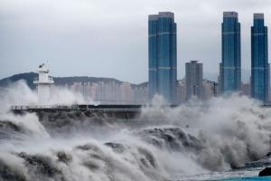 Typhoon Haishen: Japan asks 3 million to evacuate