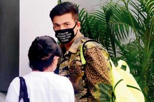 Karan Johar sends out a clear message with his face mask