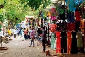 Mumbai: Fashion Street reopens after six-month hiatus