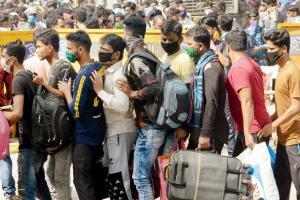 Central, Western Railway data shows 25 lakh migrants back in Mumbai